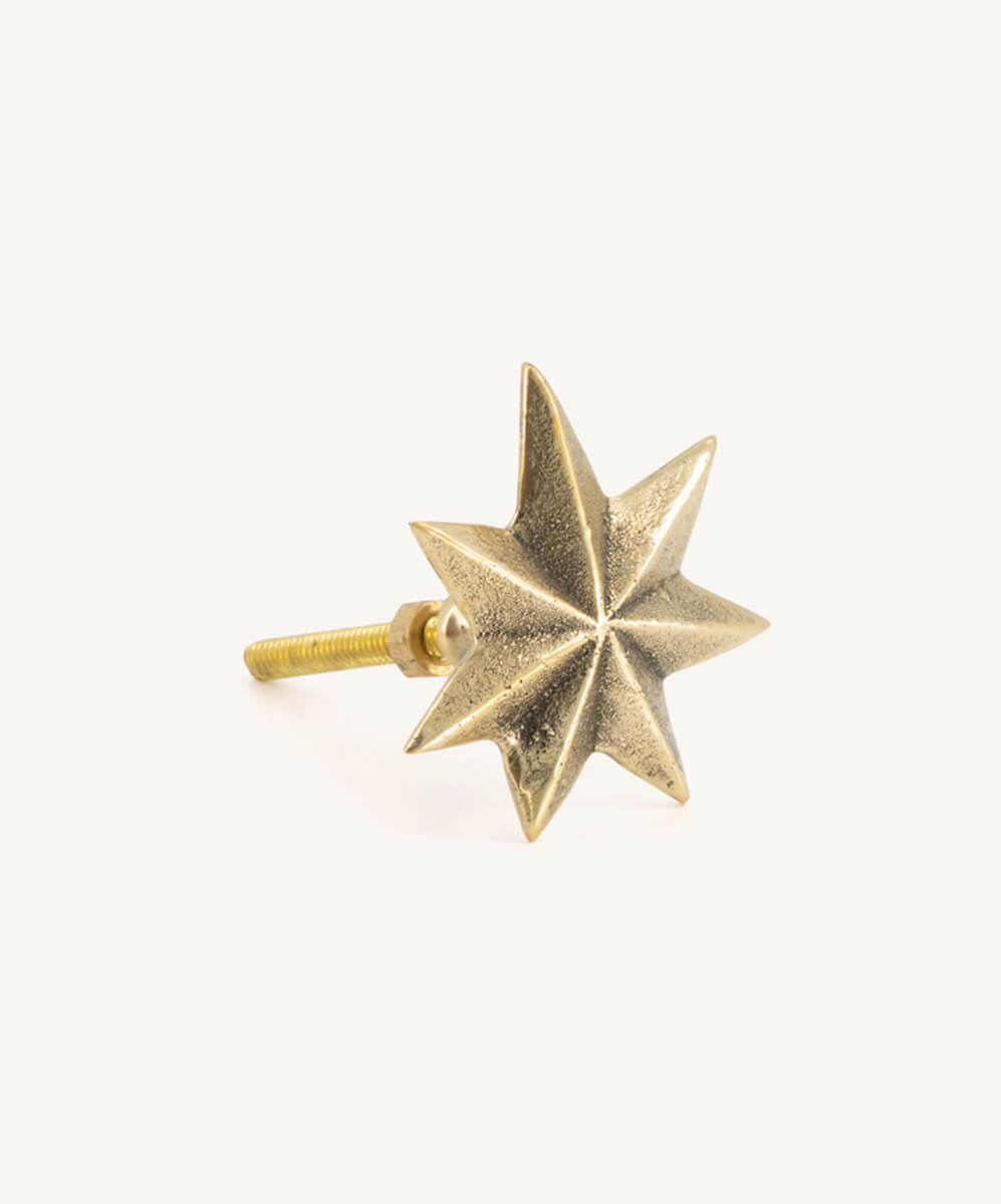 Doing Goods oda star knop