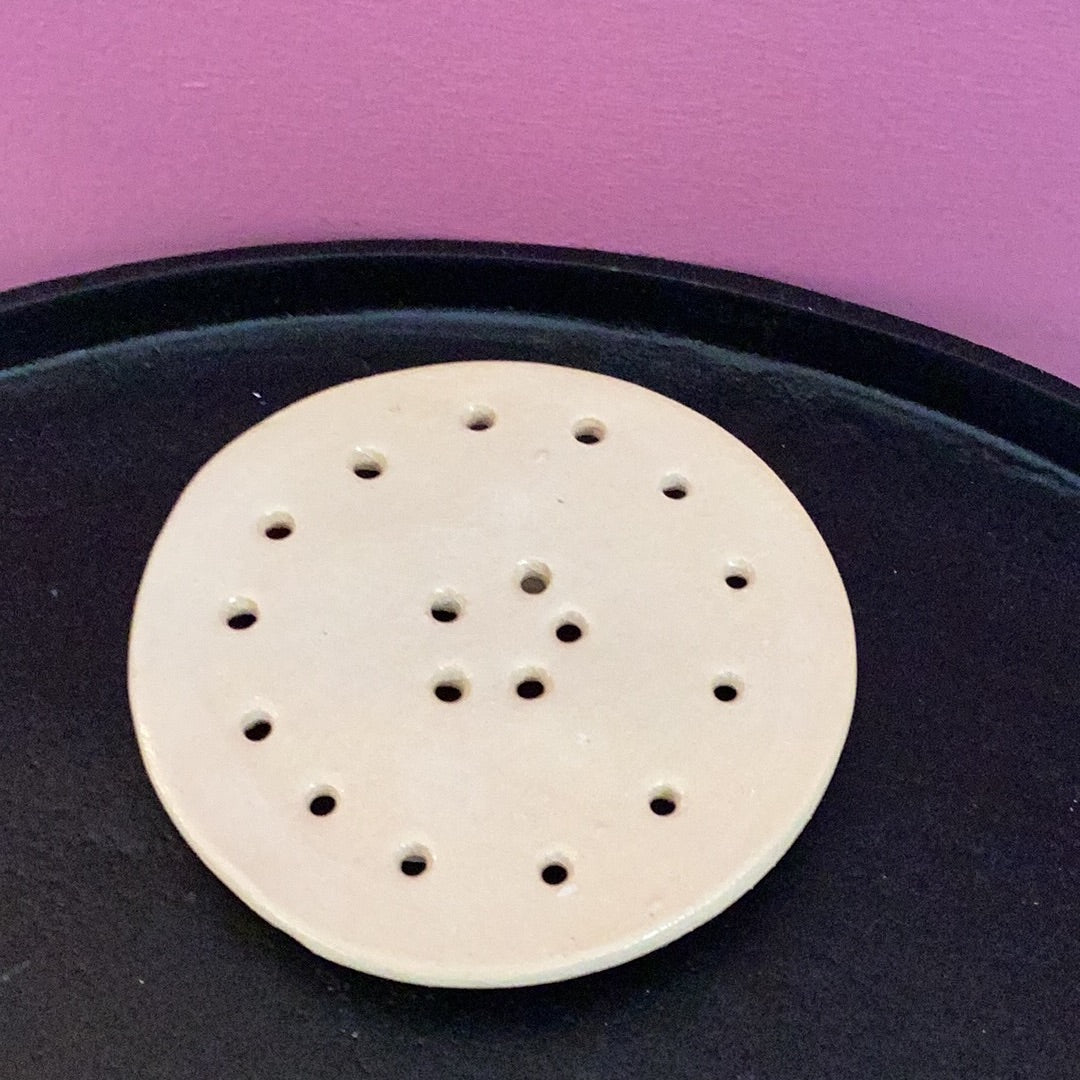 Zeepbakje rond met gaten