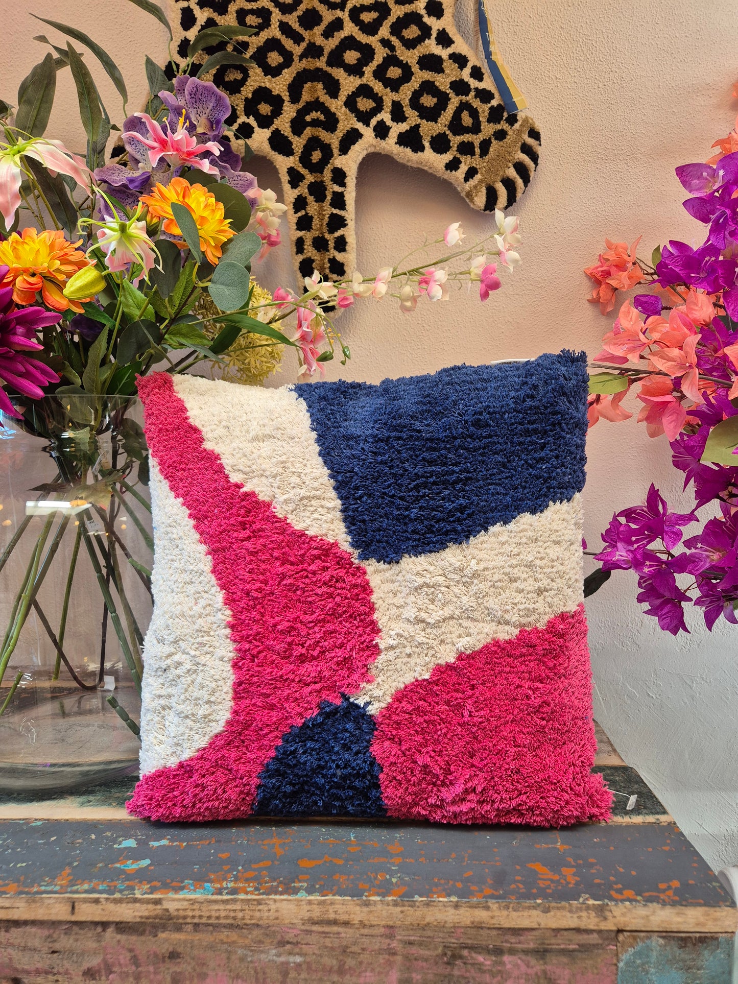 Kussen getuft blauw crème roze 45x45 cm