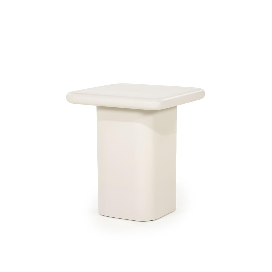 By boo side table Siminto