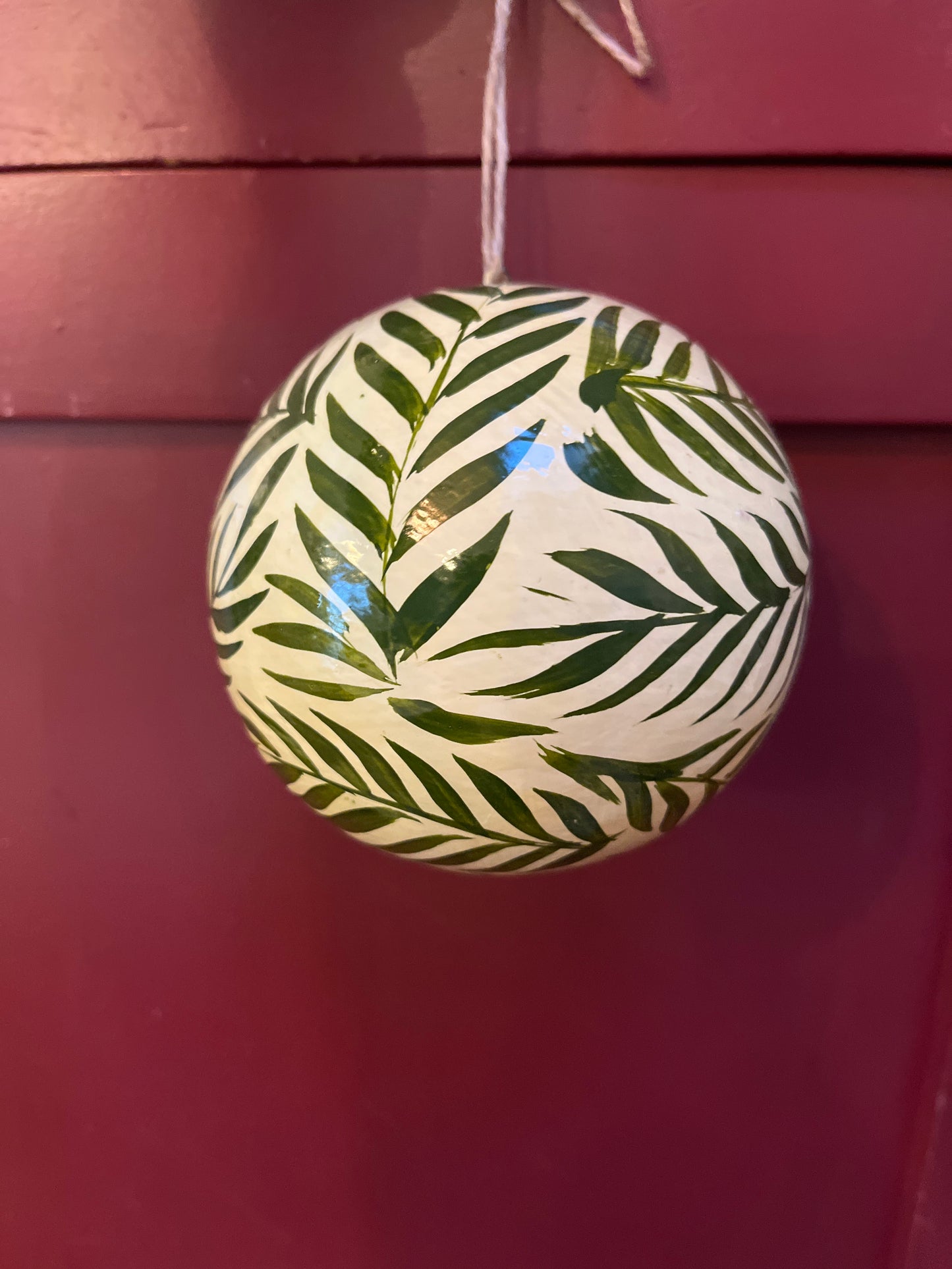 Papier maché kerstballen XL diverse kleuren