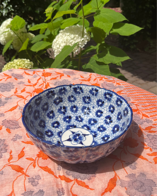 Schaaltje blauw patroon klein