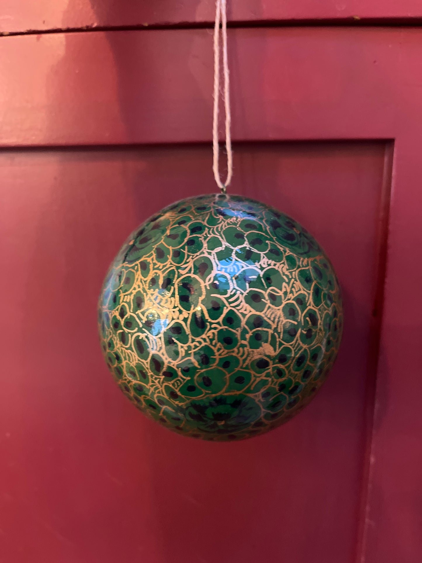 Papier maché kerstballen XL diverse kleuren