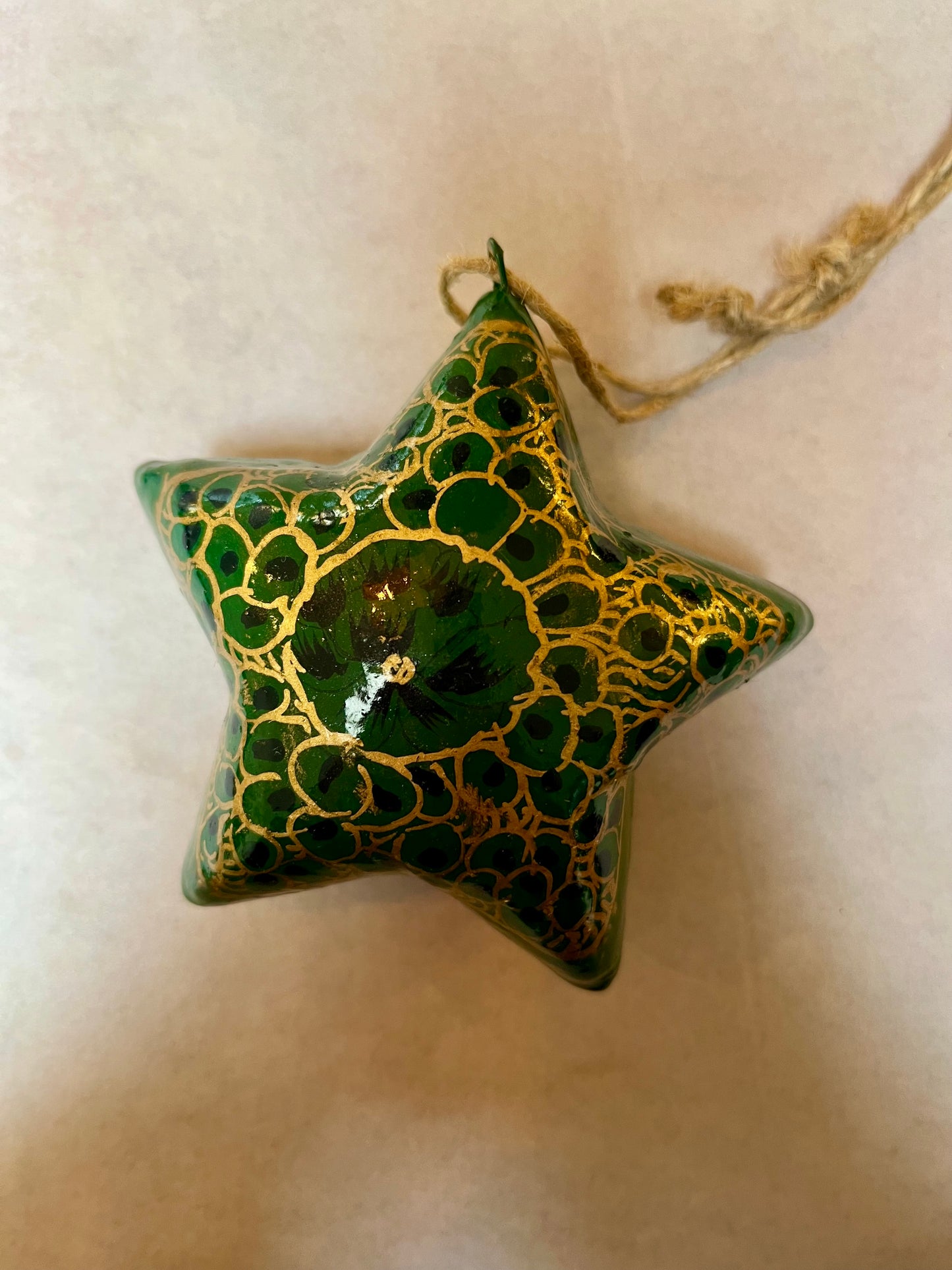 Papier Maché hanger/kerstbal Ster Gekleurde Varianten