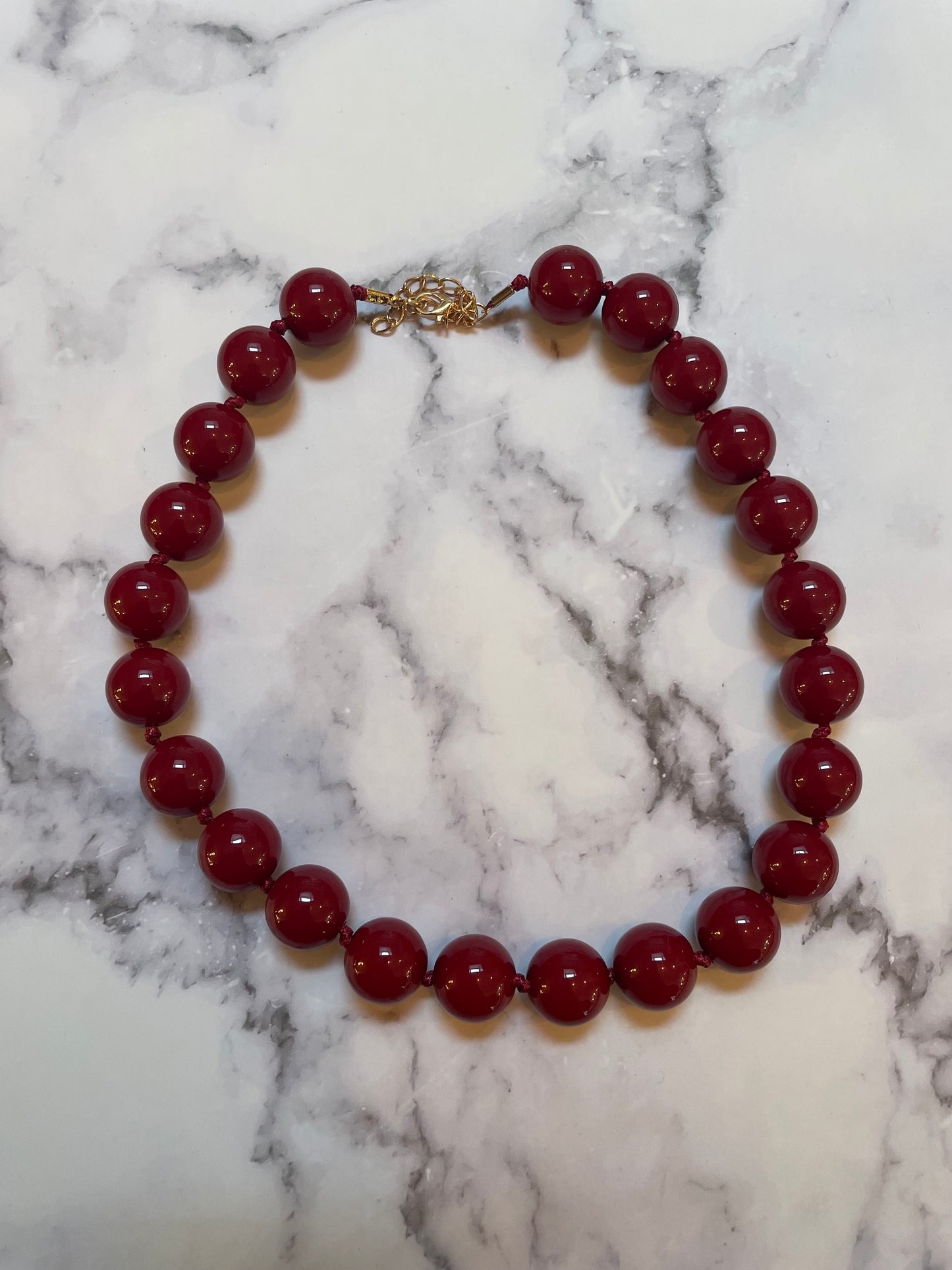 Kralen ketting donker rood