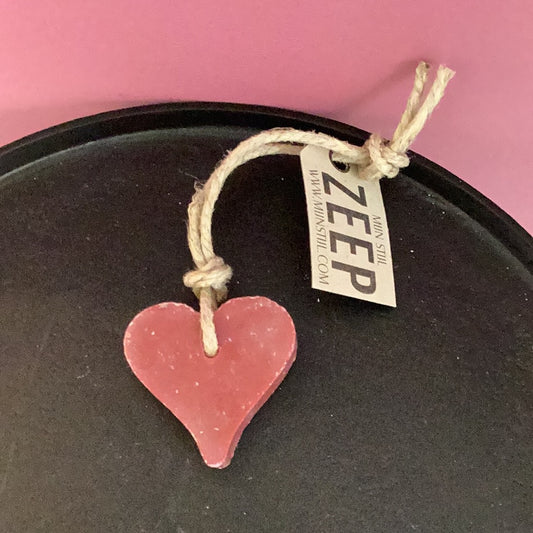 Zeep aan touw hart rood