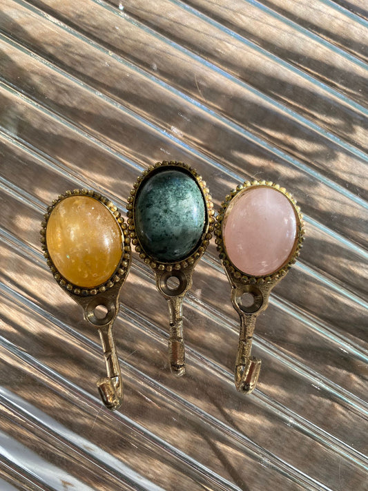 Doing Goods Moira green marble haak